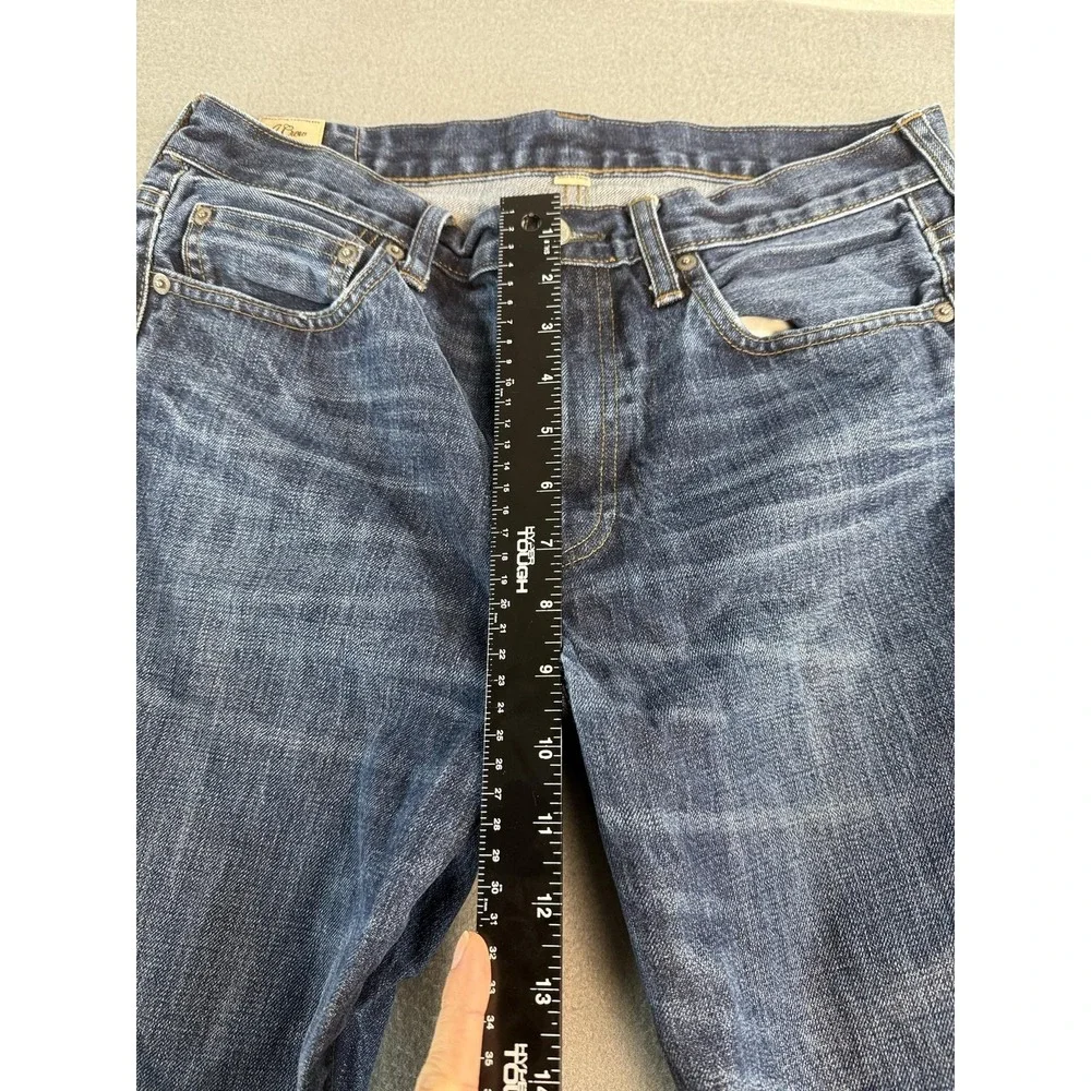 J.Crew 770 Jeans Mens 32x30 Med Wash Blue Slim Straight Kaihara Distressed Denim